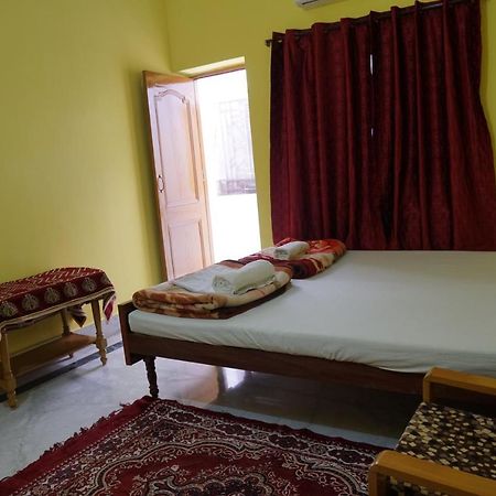 Rahul Guest House Бодх Гая Екстериор снимка