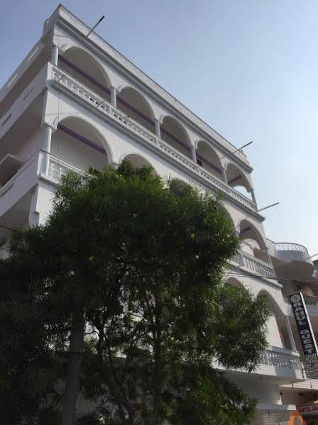 Rahul Guest House Бодх Гая Екстериор снимка
