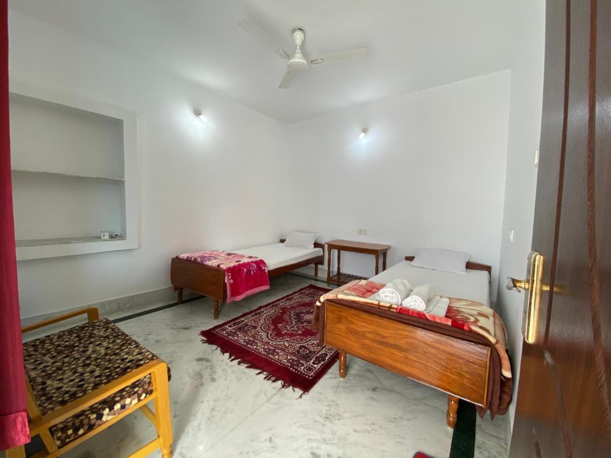 Rahul Guest House Бодх Гая Екстериор снимка